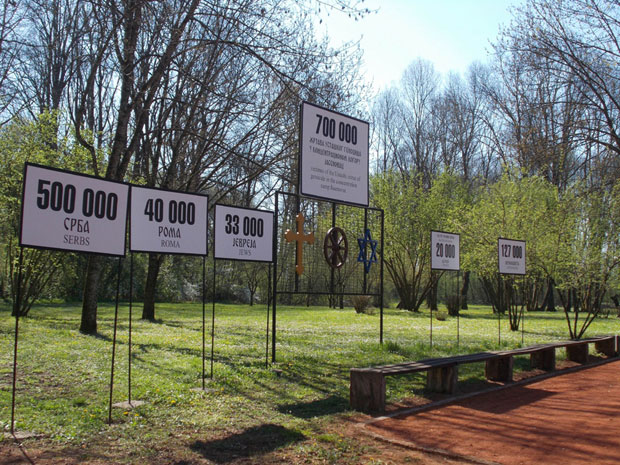 Са 14 година сам доведена у Јасеновац: Оца су убили недалеко од куће, стрину заклали и извадили јој јабучицу!